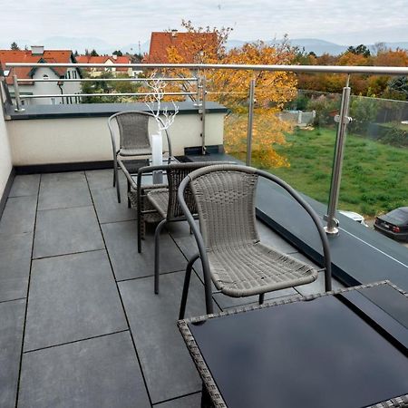 Wn Rooms Wiener Neustadt Luaran gambar