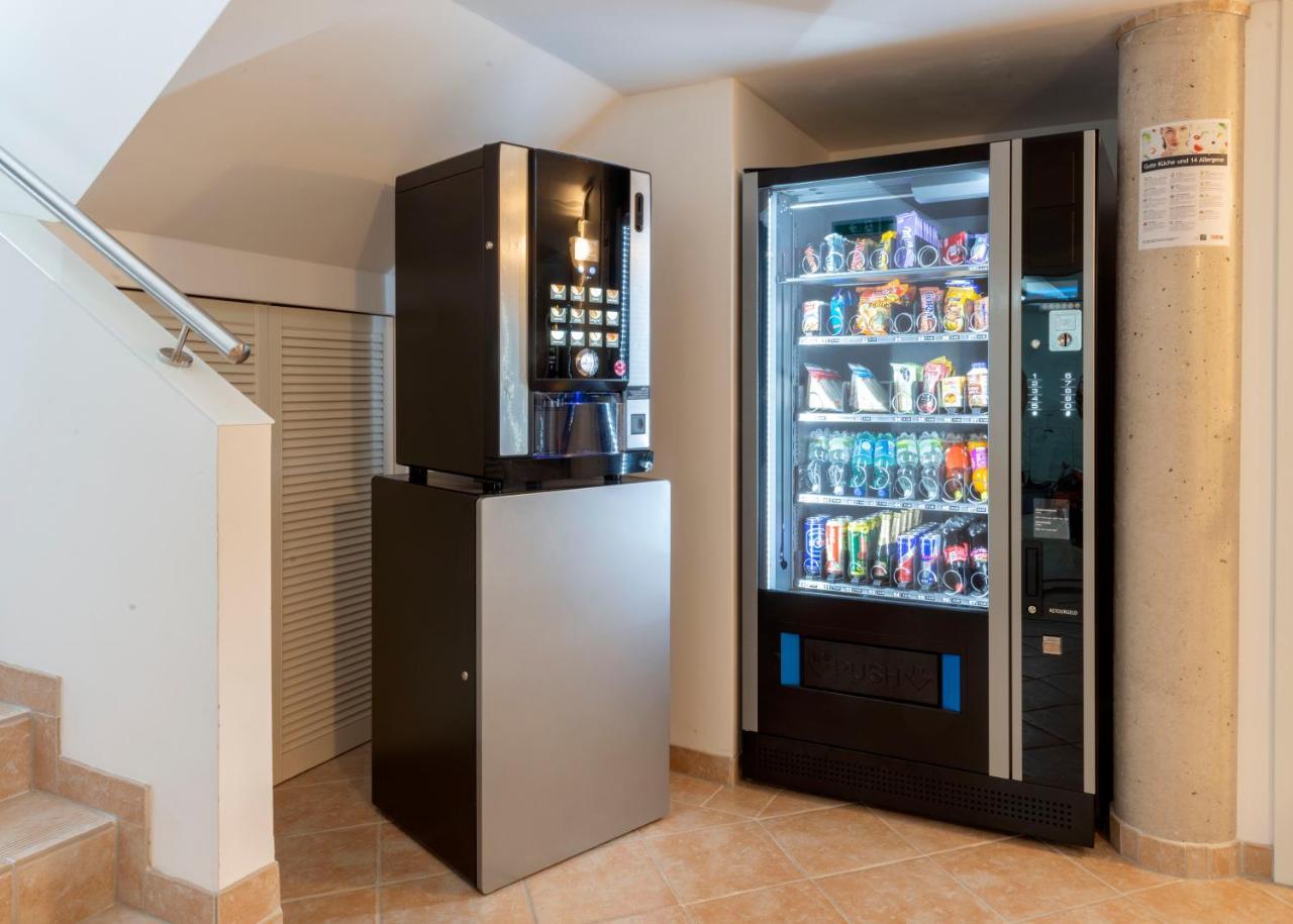 Wn Rooms Wiener Neustadt Luaran gambar